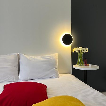 Sunday Hotel Οδησσός Εξωτερικό φωτογραφία